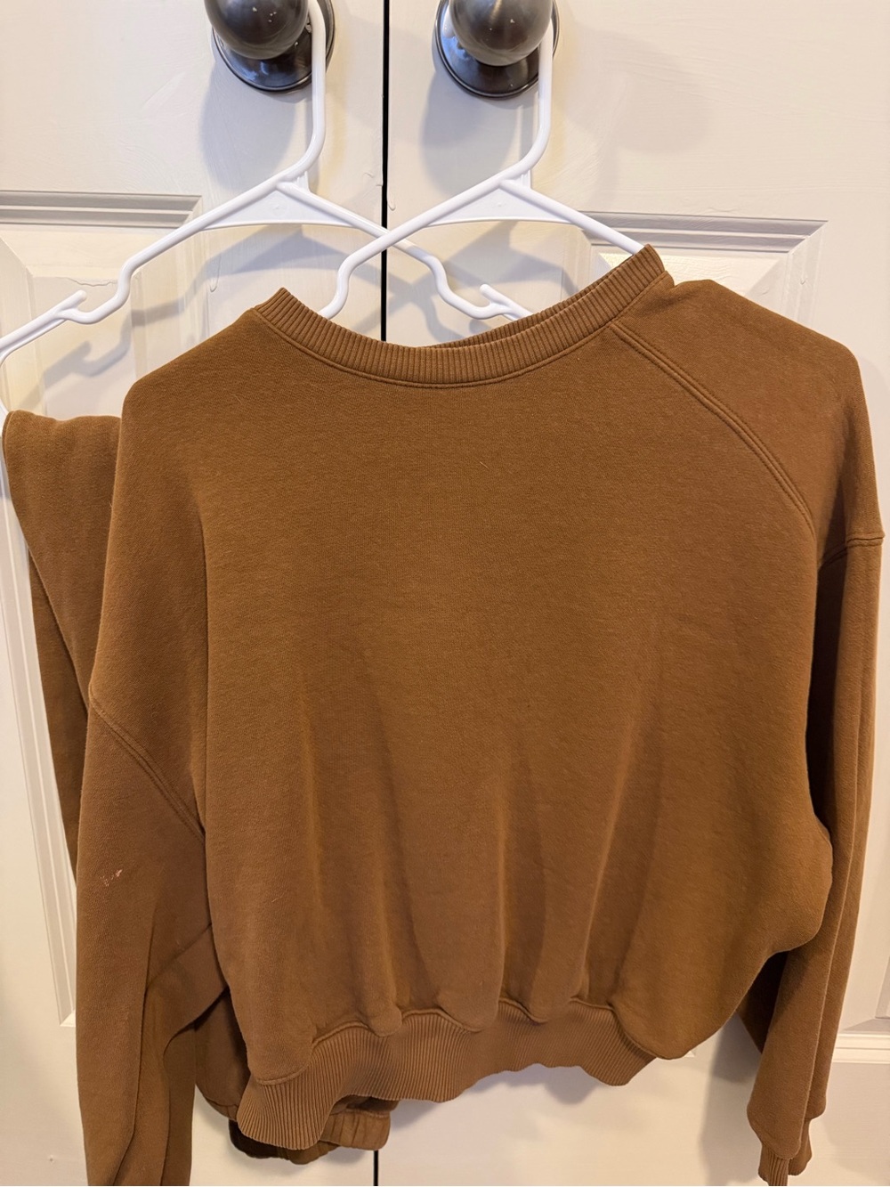nuuds Brown Cropped Crewneck Sweatshirt and sweatpants set